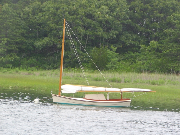 Cotuit SKiff at mooring - EM Crosby Boat Works - Custom Boat Builders ...